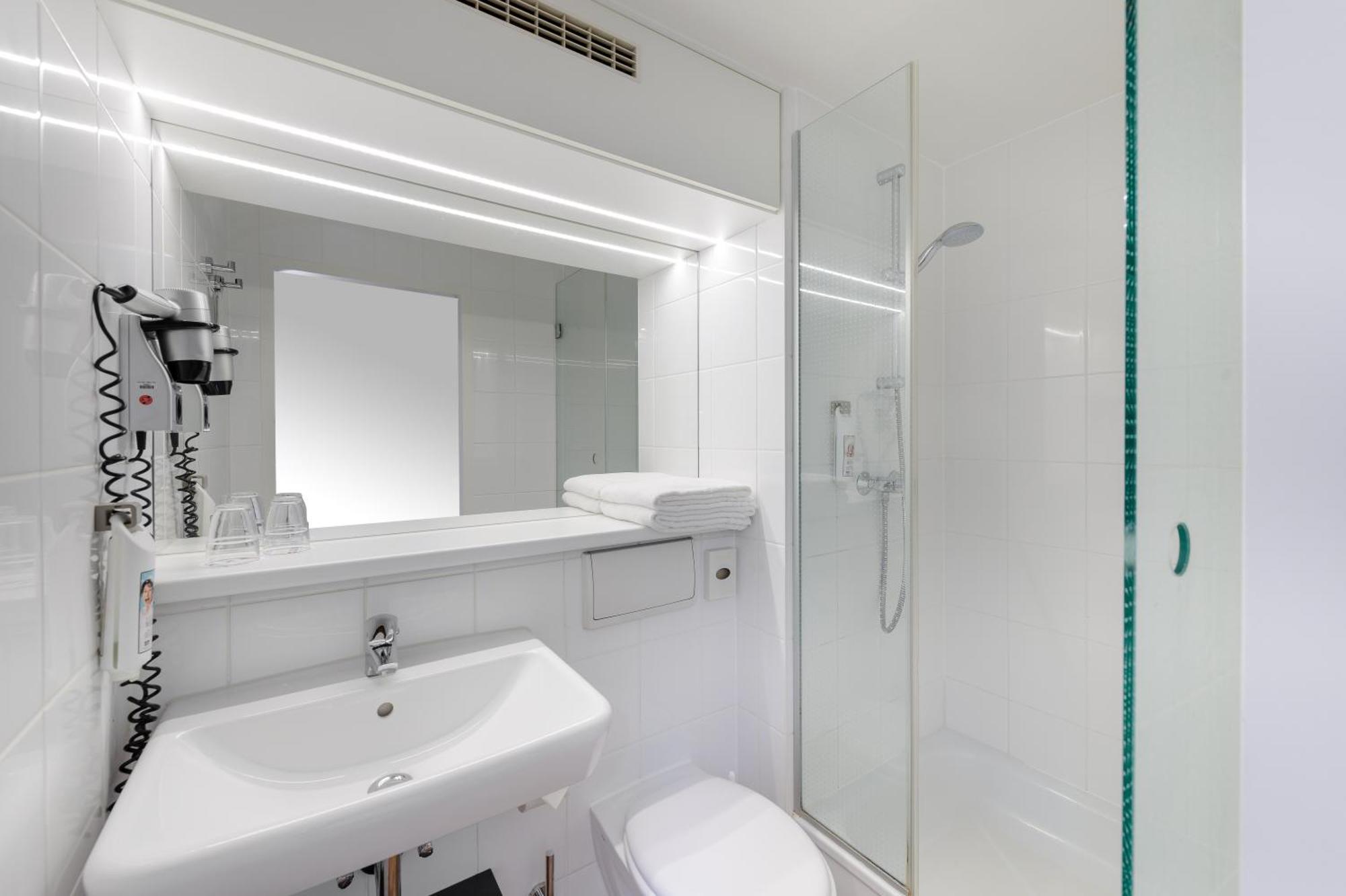 Ibis Hotel Frankfurt Messe West Frankfurt am Main Kültér fotó