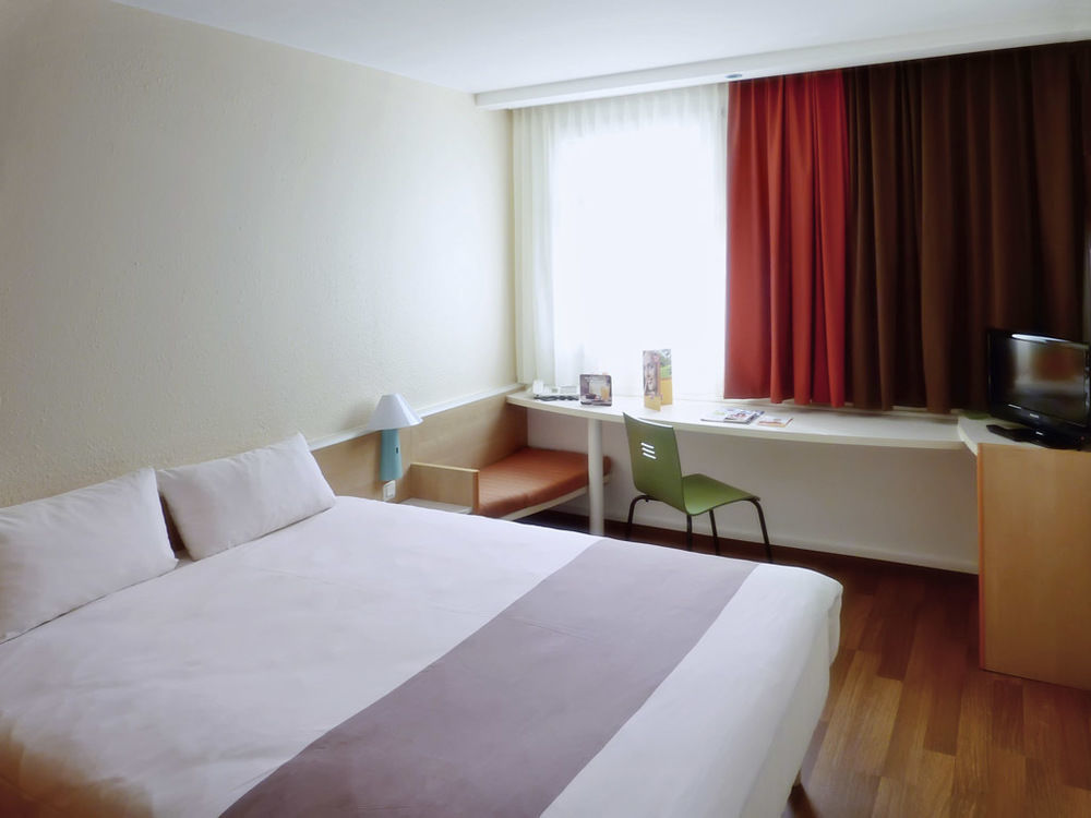 Ibis Hotel Frankfurt Messe West Frankfurt am Main Kültér fotó